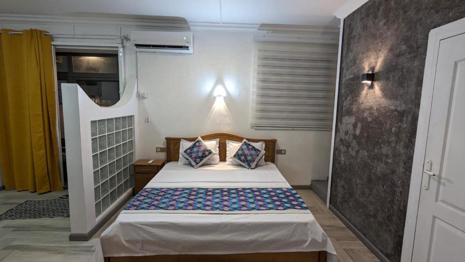 Happy House - Cosy Apartment With Private Pool And Walking Distance To Blue Bay Beach Exterior photo