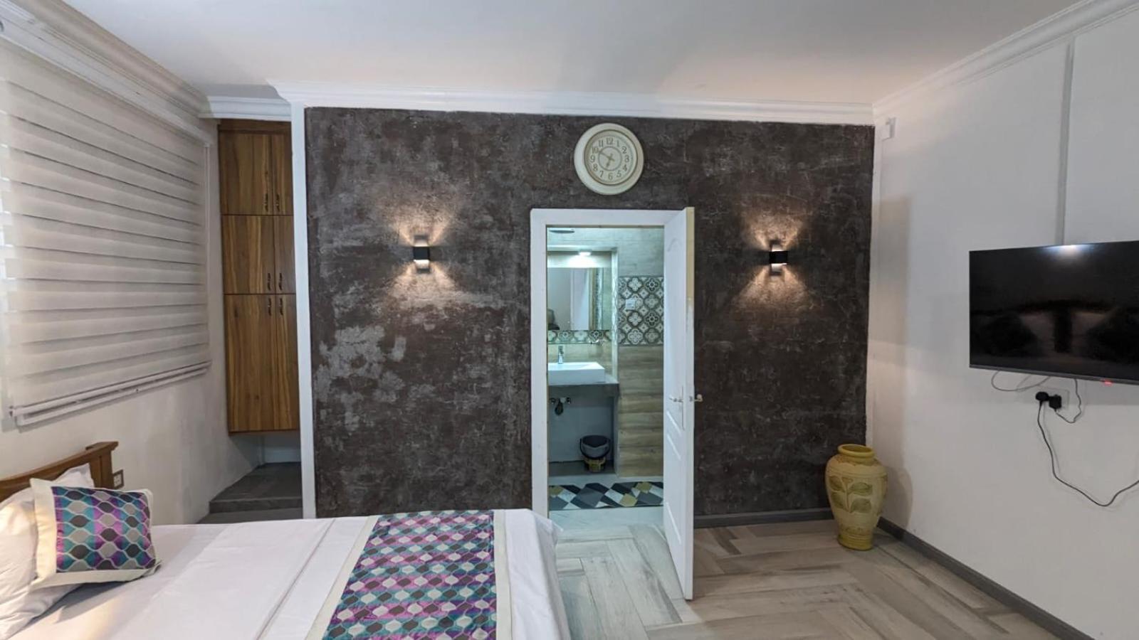 Happy House - Cosy Apartment With Private Pool And Walking Distance To Blue Bay Beach Exterior photo