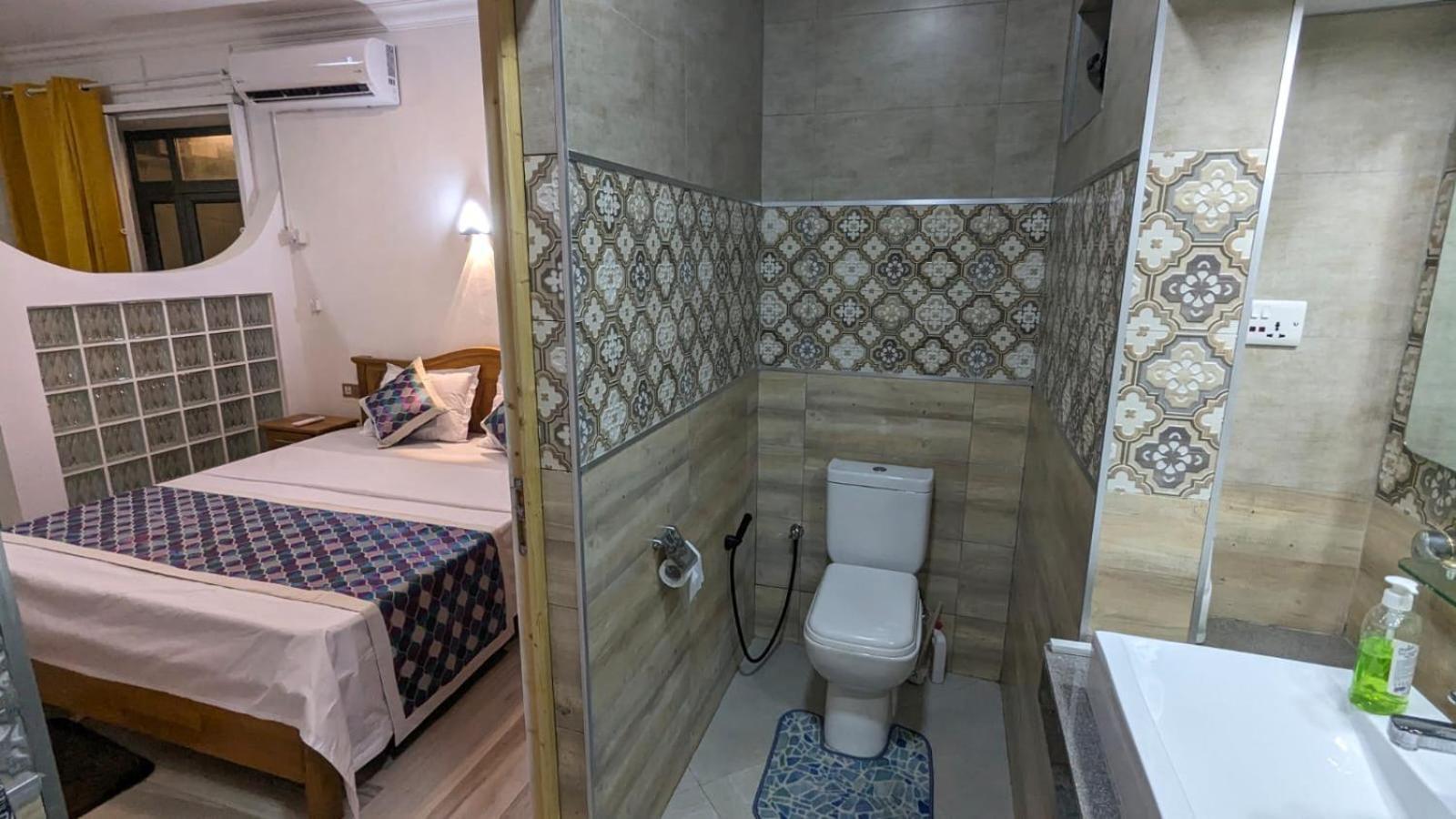 Happy House - Cosy Apartment With Private Pool And Walking Distance To Blue Bay Beach Exterior photo